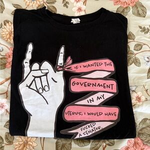 Women's Black Graphic Short Sleeve Tee with Pink Accent